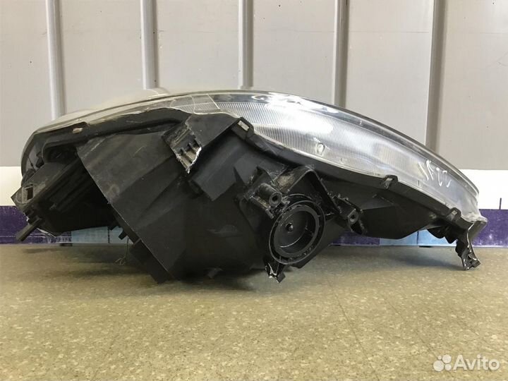 Фара правая Honda Jazz 2002-2008