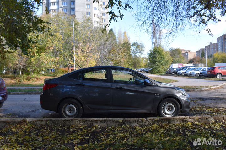 Hyundai Solaris 1.6 AT, 2011, 175 000 км