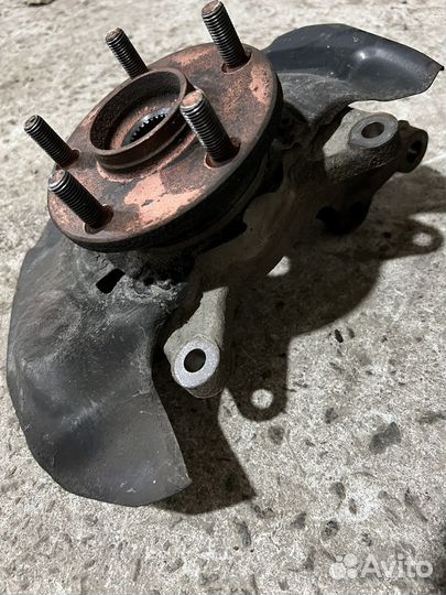 Ступица передняя Toyota Alphard ANH15 MNH15