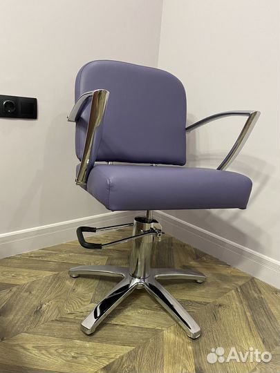 Парикмахерское кресло 