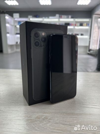 iPhone 11 Pro, 64 ГБ