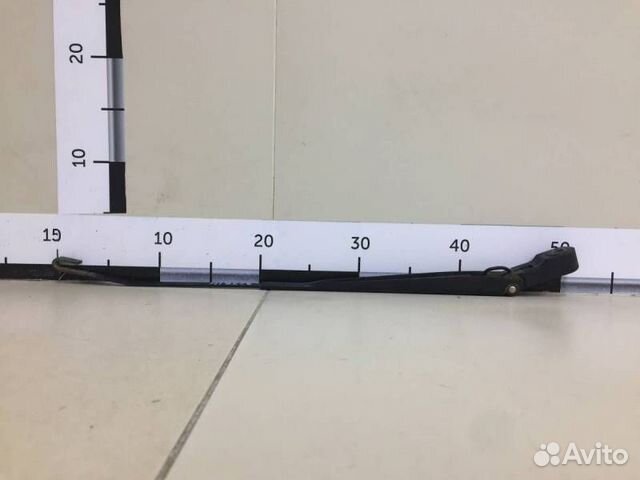 Поводок стеклоочистителя передний правый Renault L