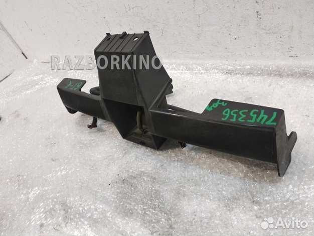 Кронштейн заднего бампера