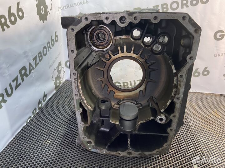 Картер коробки передач средняя часть ZF 16S151/181