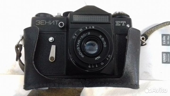 Зеркальный фотоаппарат Зенит ет