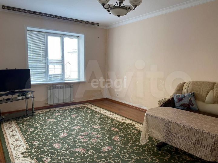 2-к. квартира, 69 м², 1/4 эт.