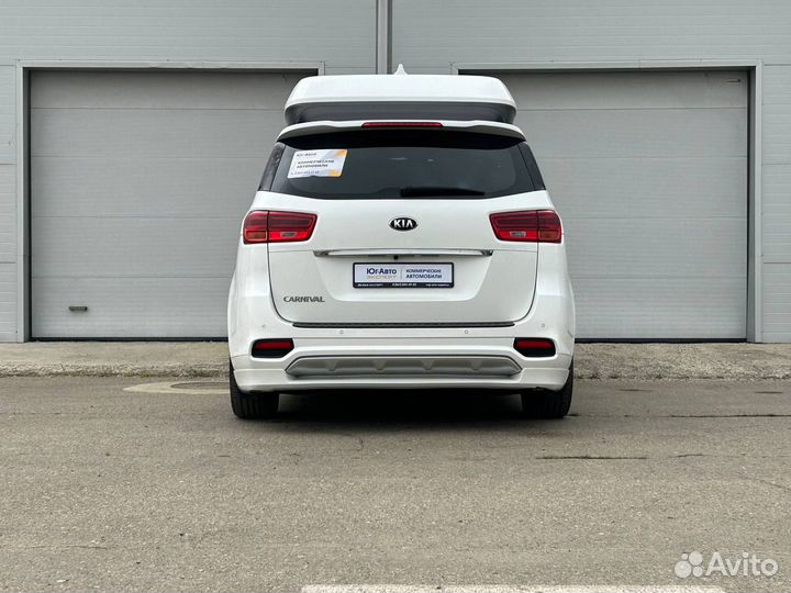 Kia Carnival 2.2 AT, 2018, 101 160 км