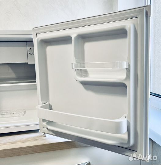 Холодильник маленький