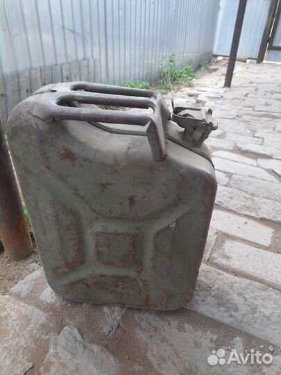 Канистра для бензина металлическая 20л