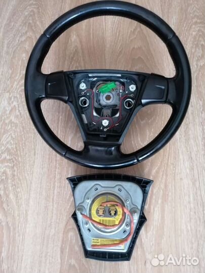 Руль для вольво s40 2008 год