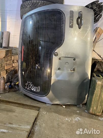 Дверь задняя шевроле нива