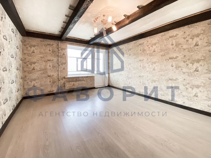 3-к. квартира, 82 м², 4/9 эт.