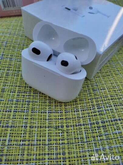 AirPods 3 + чехол в подарок