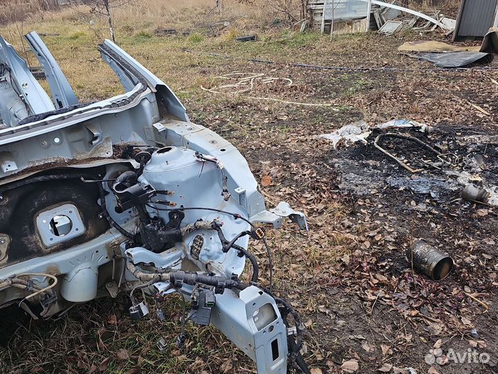 Передний левый ланжерон на Хендай Солярис 1