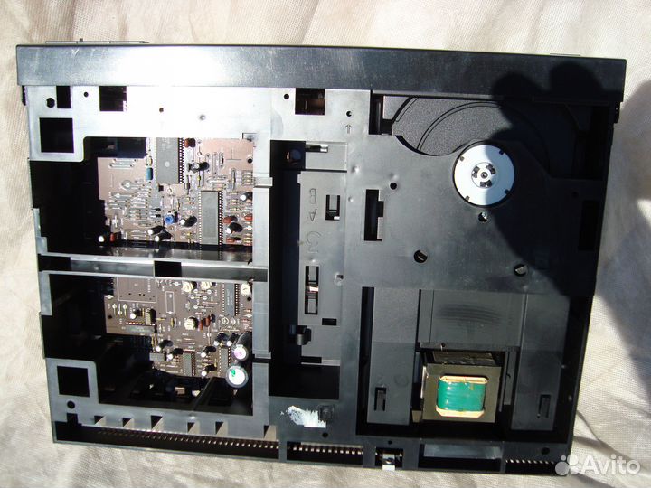 Compact disc player sony CDP - m 57