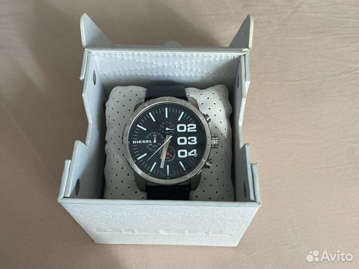 Часы diesel dz4208