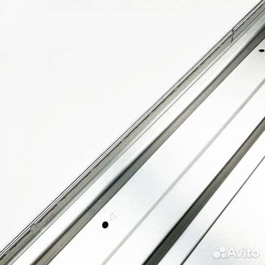 SSC LGE 19Y 55SM85 66LED Array Left 181130
