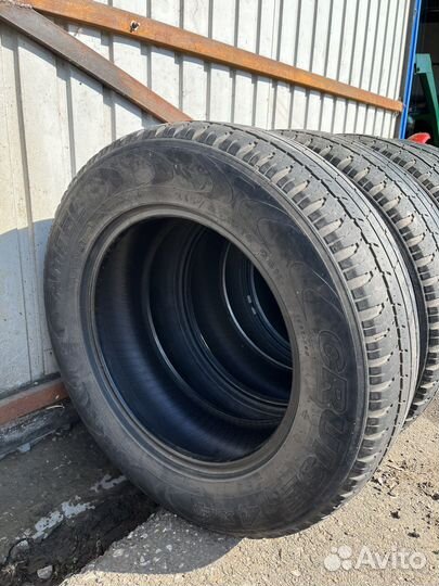 Amtel Cruise 4x4 215/65 R16 98G