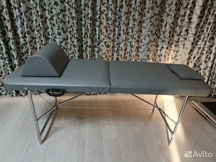 Массажный стол