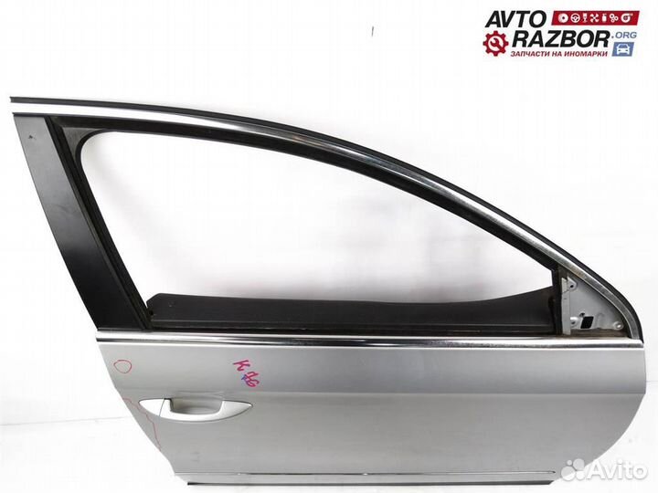 Дверь передняя правая VW Passat (B6) 2005-2010