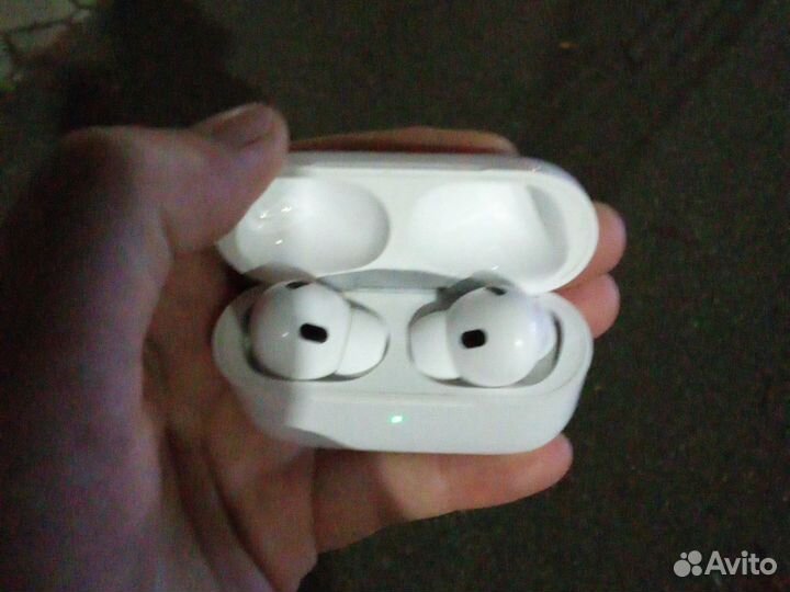 Беспроводные наушники