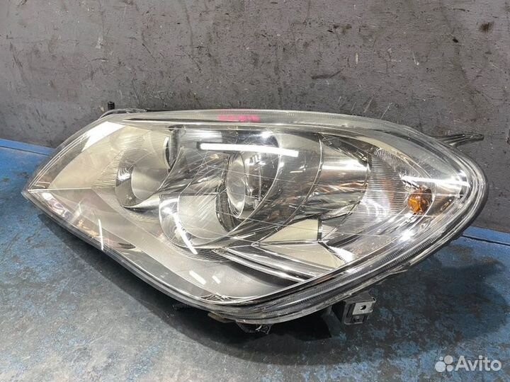 Фара ксенон левая Suzuki Kizashi RE