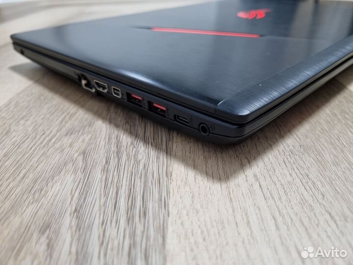 Ноутбук игровой asus ROG GL753VD-GC041T