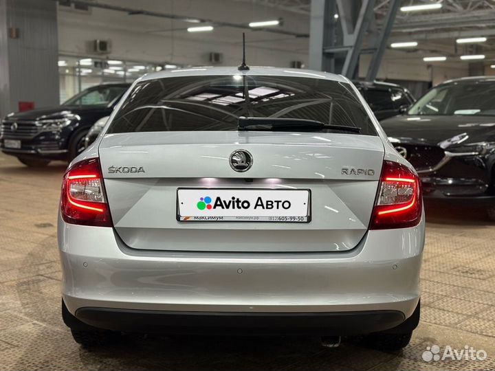 Skoda Rapid 1.6 AT, 2018, 107 314 км