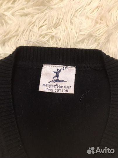 Жилет черный школьный 7-10 лет