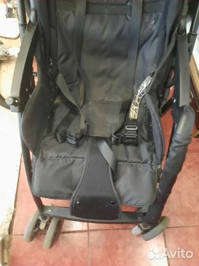 Прогулочная коляска