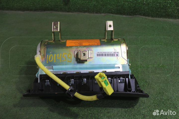 Подушка безопасности пассажира Subaru Legacy BH9