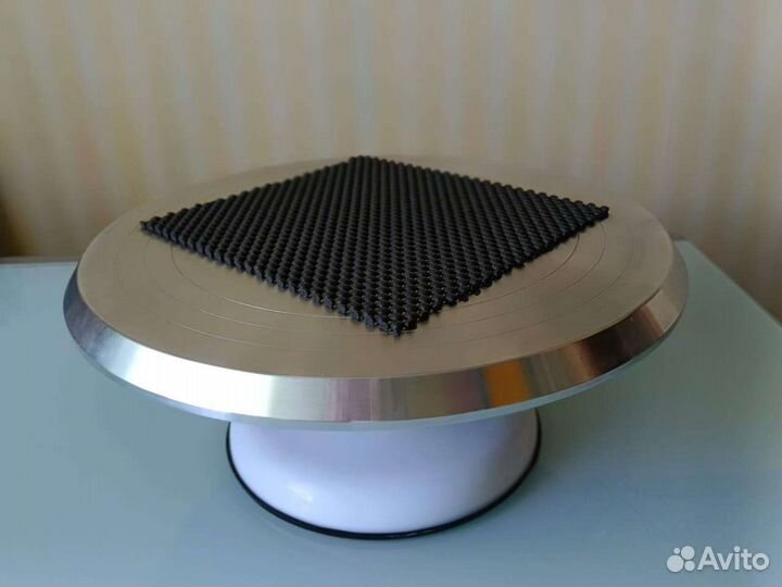 Поворотный столик