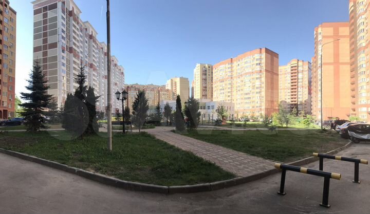 2-к. квартира, 66 м², 9/12 эт.