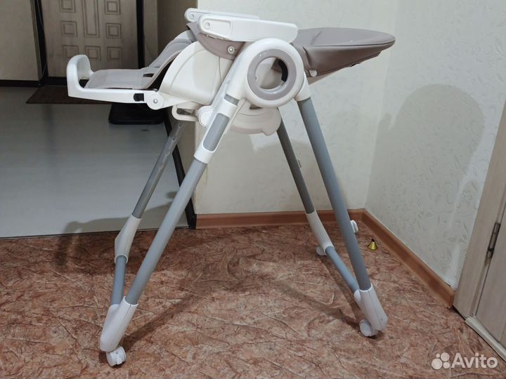 Стульчик для кормления luxmom