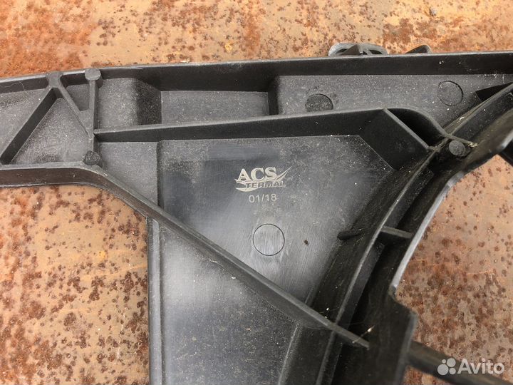 Кожух вентилятора Renault Logan/Sandero -15