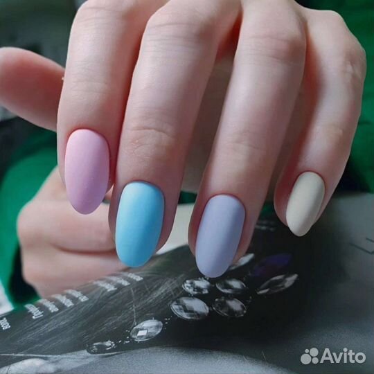 Маникюр педикюр