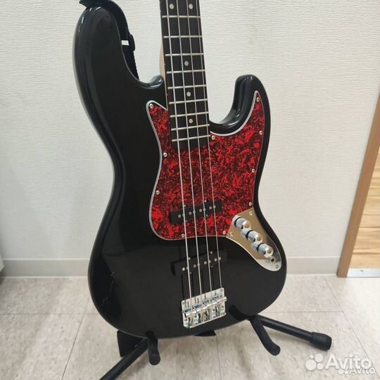 4-8-30. Selder Jazz Bass black бас гитара