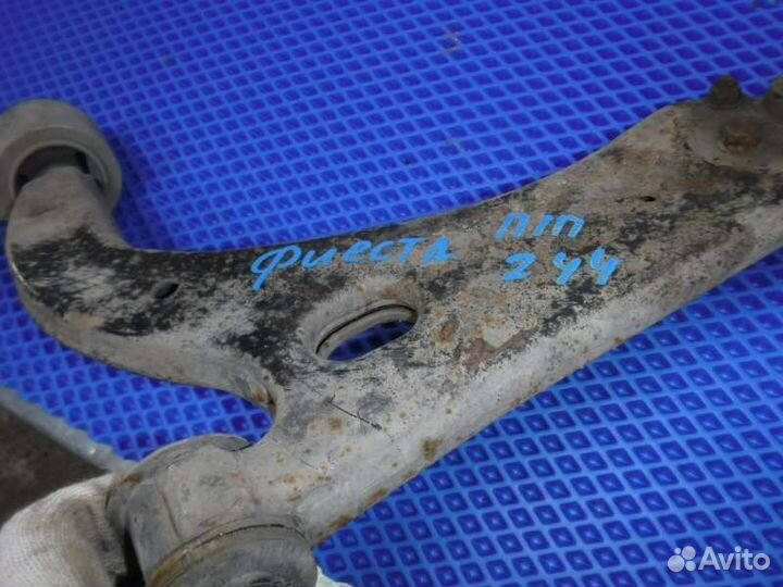 Рычаг подвески передний правый Ford Fiesta A9JA