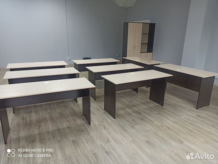 Письменный стол