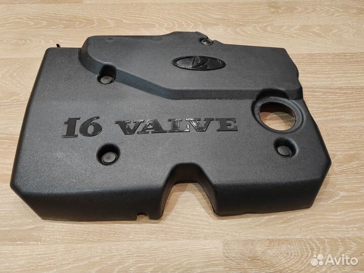 Крышка двигателя priora