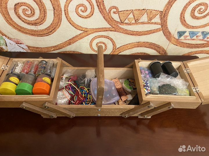 Шкатулка для рукоделия деревянная