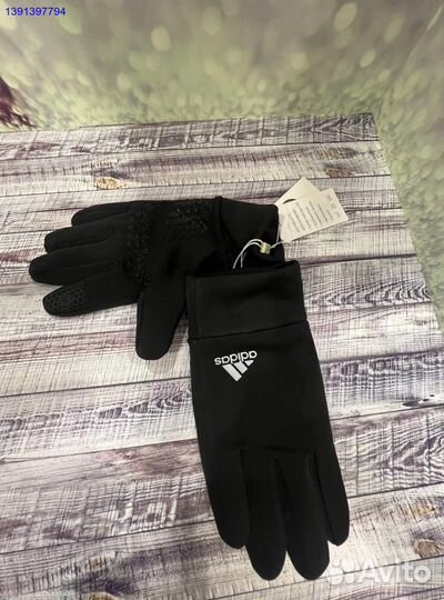 Перчатки adidas новые