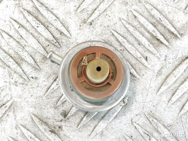 Регулятор давления топлива Audi A6 c5 C5