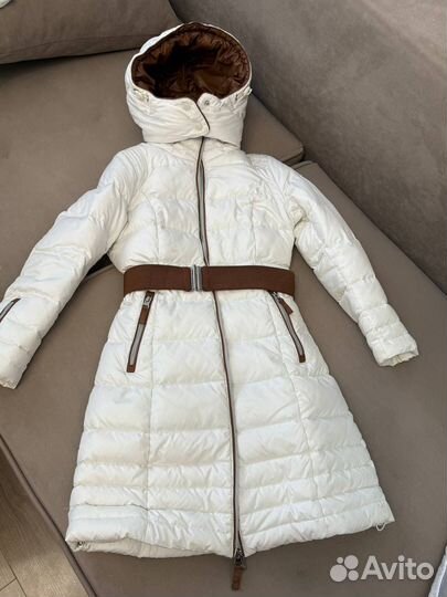 Пуховик на девочку 146