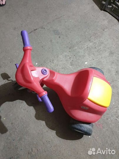 Детский трехколесный велосипед little tikes
