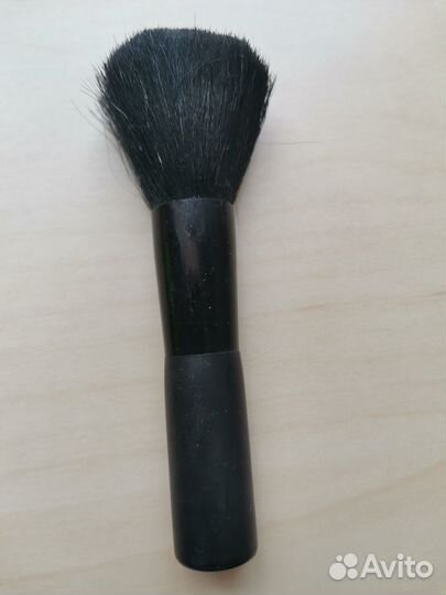 Кисть для макияжа