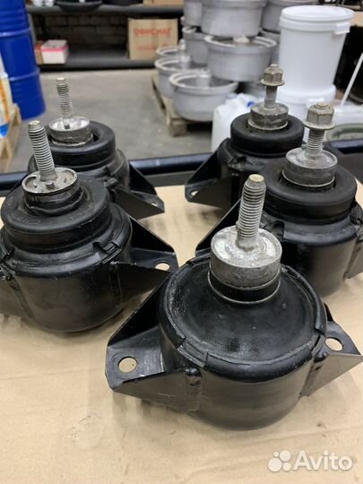 Подушки двигателя Land Rover Defender Puma