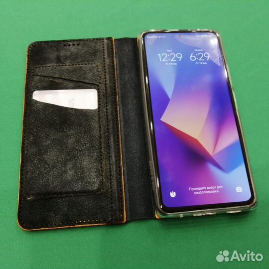 Чехол на телефон ручной работы