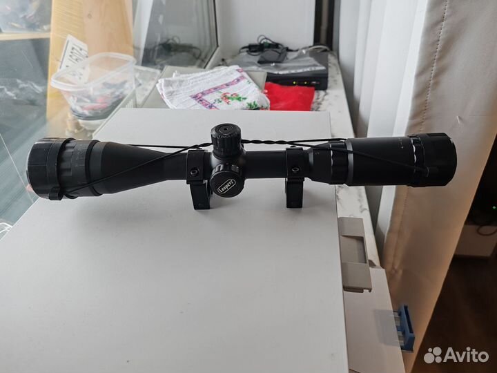 Прицел оптический с подсветкой Leapers