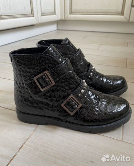 Ботинки кожаные